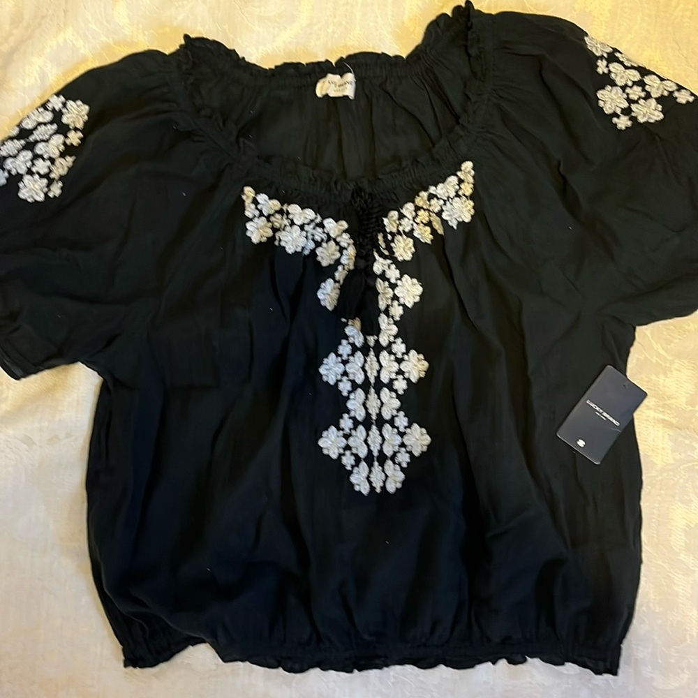 Brand New Black Floral Embroidered Women's Top.